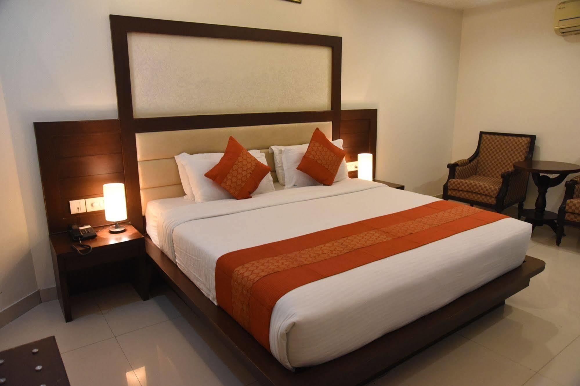 Hotel Orbit 34 Chandigarh Luaran gambar